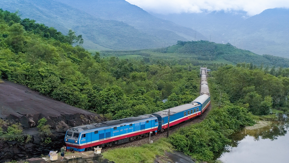 Vietnam plans to open 9 new railway lines comprised of more than 2,300 route-kilometres