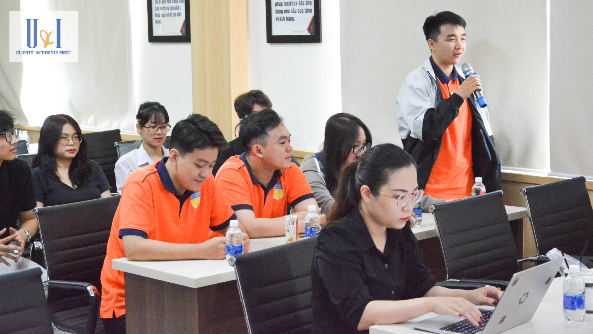 Hoạt động giao lưu, gắn kết với các sinh viên thuộc Top 8 cuộc thi Tài năng trẻ Logistics Việt Nam 