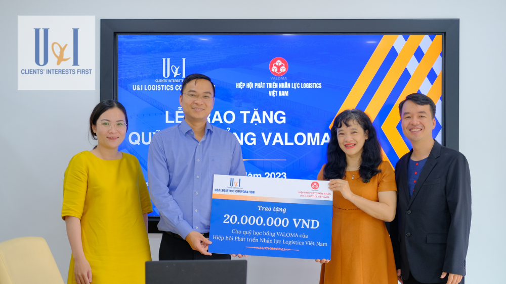 U&I Logistics contributes to the VALOMA Scholarship Fund - Lighting up the dream of training high-quality human resources for the logistics industry