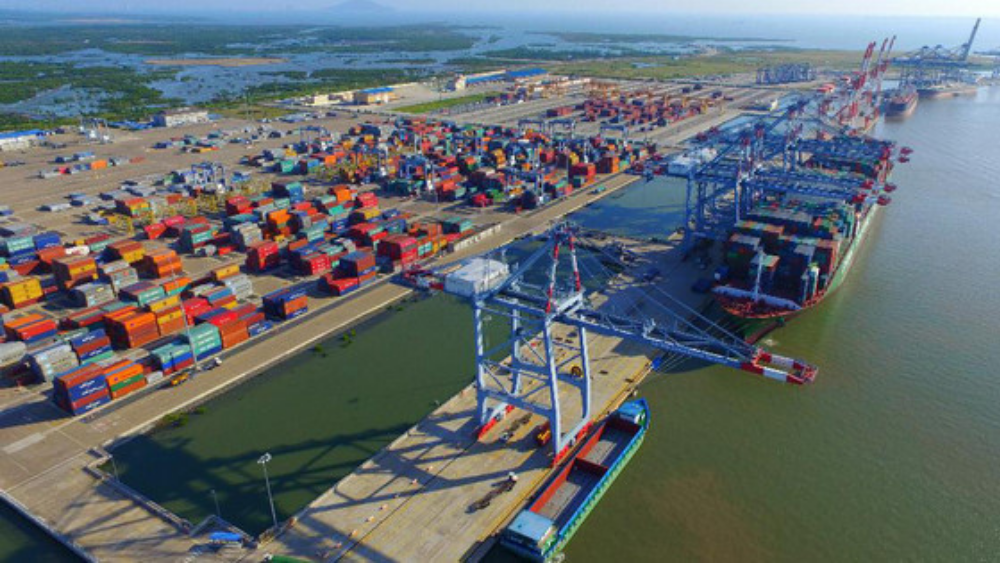 Removing the bottleneck for HCMC’s logistics industry to spread it wings