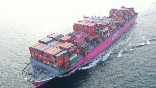 Tàu container Madrid Bridge sập hàng giữa Đại Tây Dương 