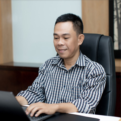 Ông Liêu Hoàng Dũng