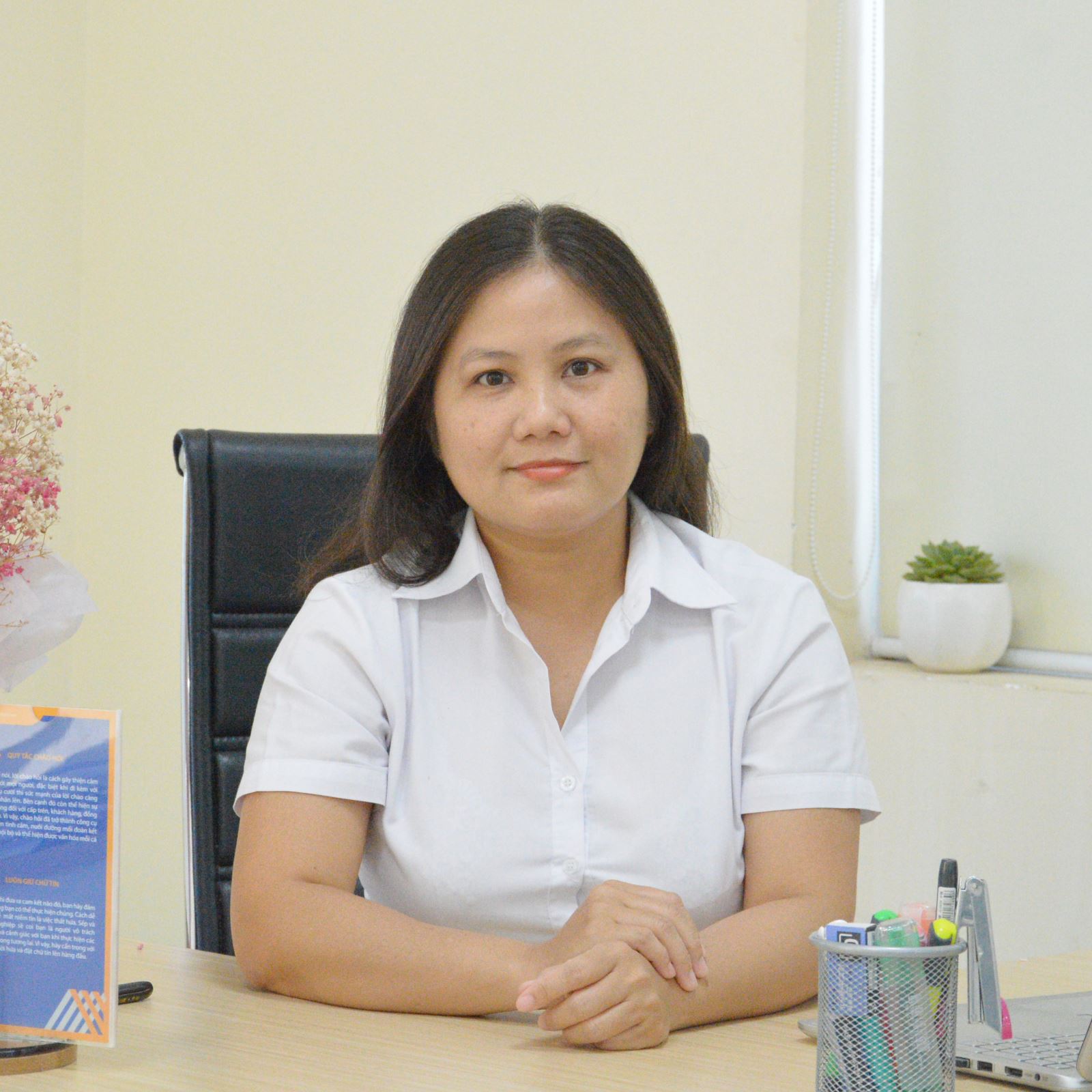 Bà Trịnh Hạ Quyên