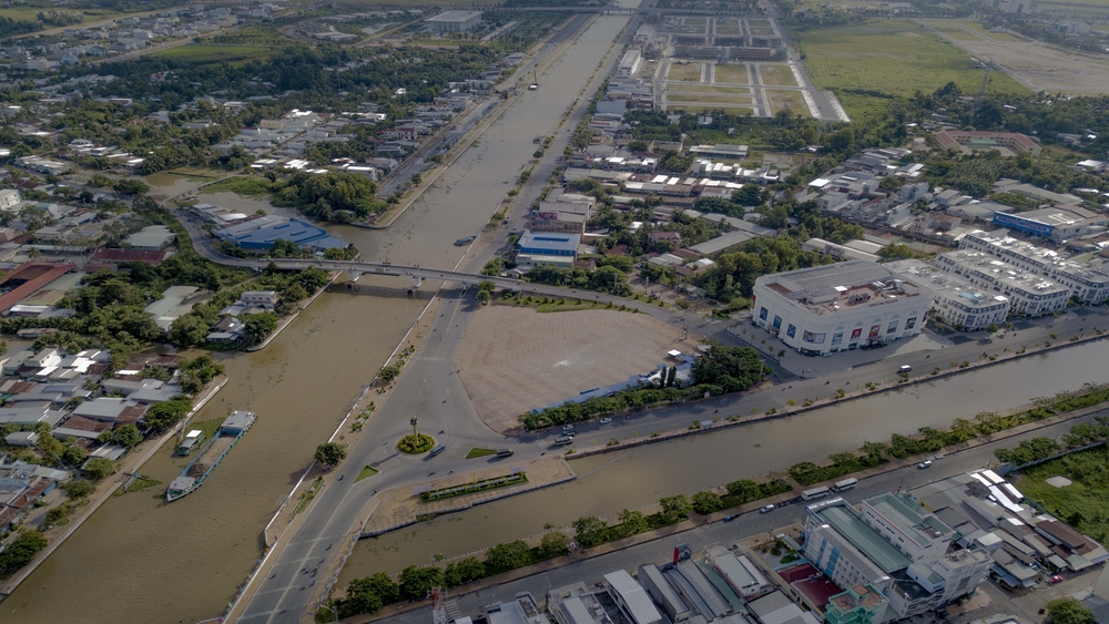 TPHCM: Mời gọi đầu tư xây dựng 3 trung tâm Logistics